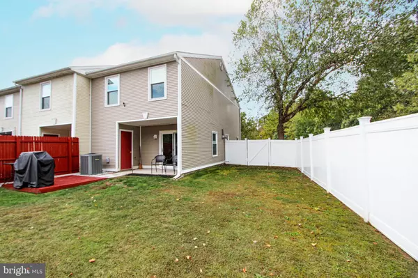 Newark, DE 19702,200 FIELDSTONE LN