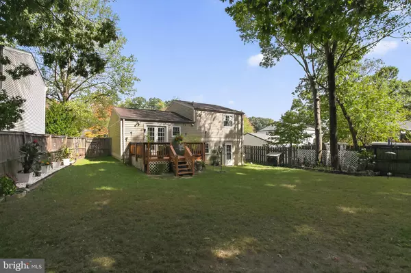 Springfield, VA 22153,8460 RIPPLED CREEK CT