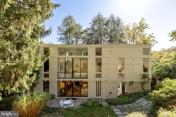 Washington, DC 20008,3524 WILLIAMSBURG LN NW