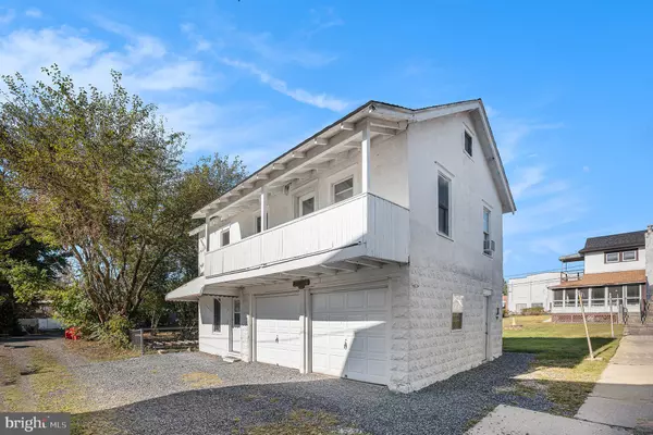 Pottstown, PA 19464,32 E RACE ST