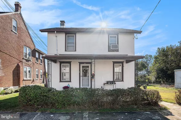 32 E RACE ST, Pottstown, PA 19464