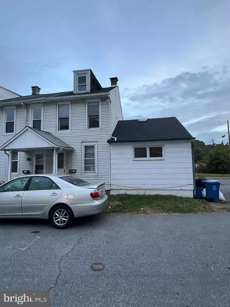 136 BENNETT ST, Reading, PA 19605