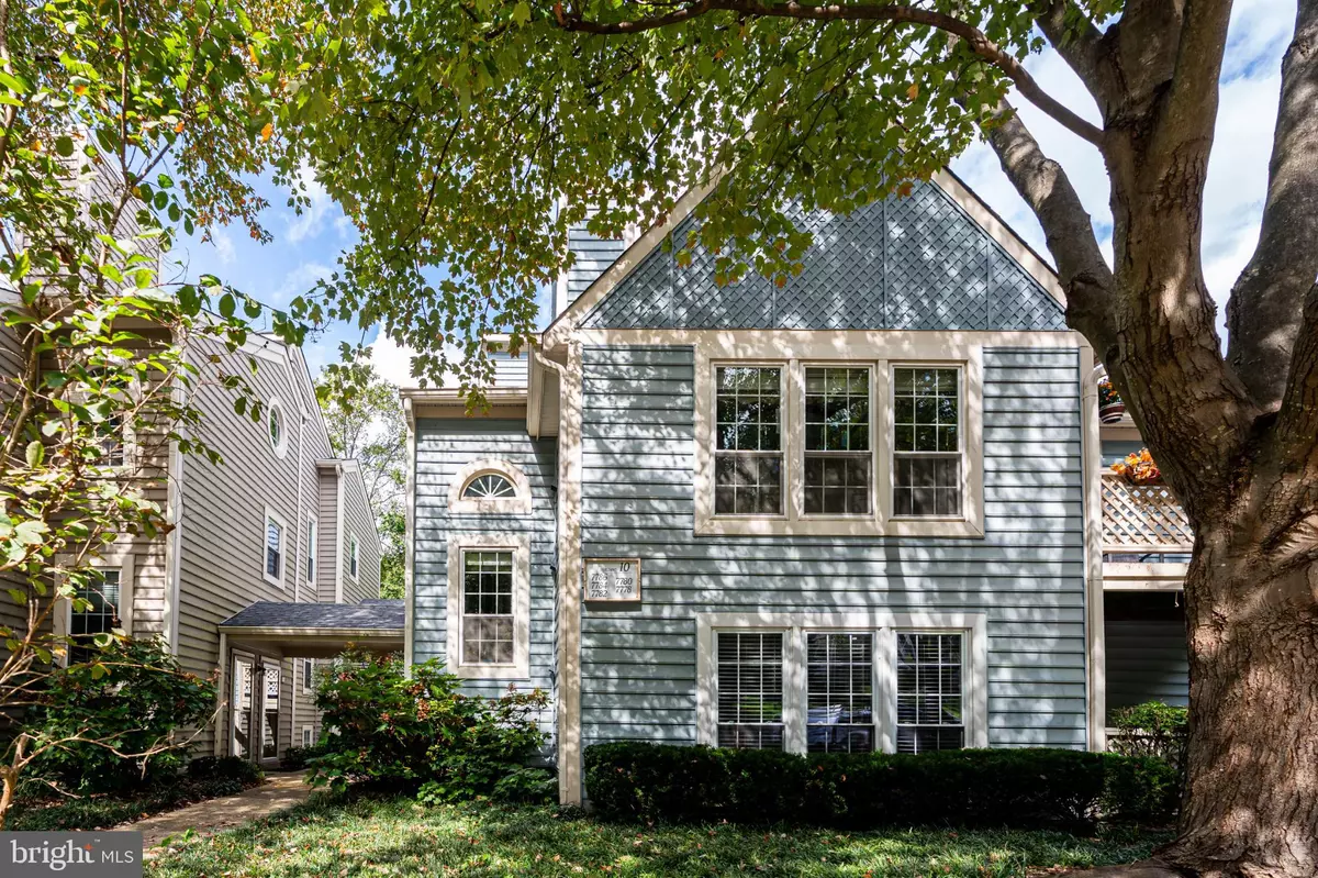 Falls Church, VA 22042,7778 WILLOW POINT DR #7778