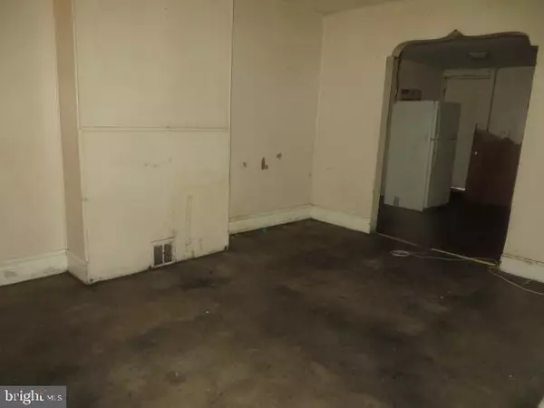 Philadelphia, PA 19104,3872 WYALUSING AVE