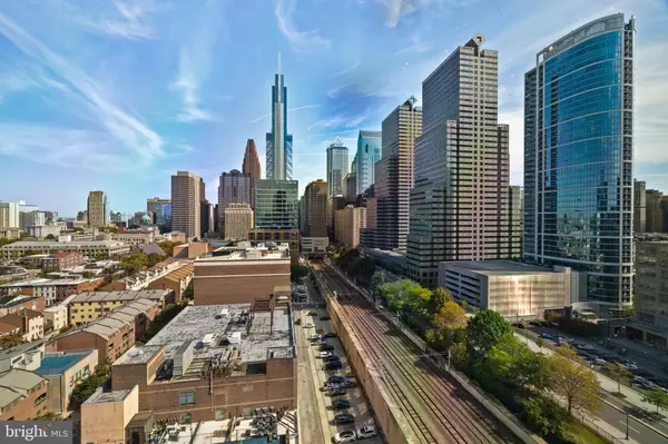 Philadelphia, PA 19103,2200 ARCH ST #1208