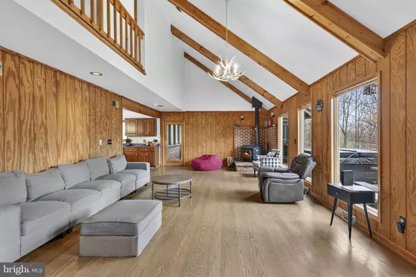 Berkeley Springs, WV 25411,132 BOBCAT DR