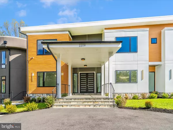 Vienna, VA 22181,2209 HUNTER MILL RD