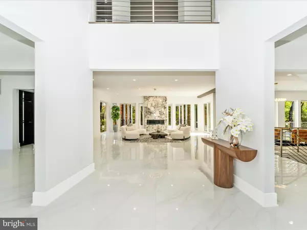 Vienna, VA 22181,2209 HUNTER MILL RD