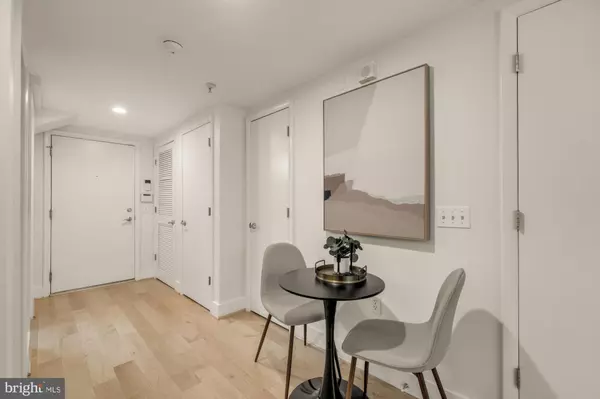 Washington, DC 20001,2201 2ND ST NW #11