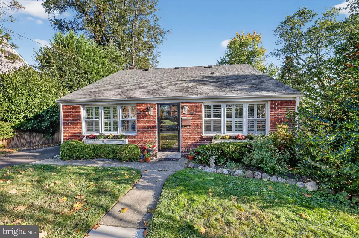 Haddonfield, NJ 08033,418 PRINCETON RD