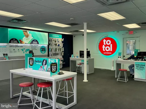 Trenton, NJ 08611,1037-1039 S BROAD