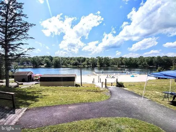 Coolbaugh Township, PA 18466,1225 COUNTRY PLACE DRIVE