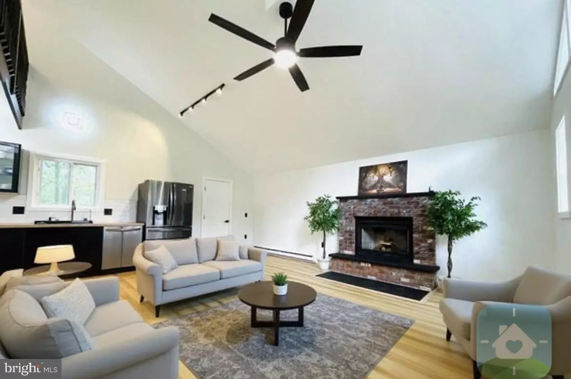 Coolbaugh Township, PA 18466,1225 COUNTRY PLACE DRIVE