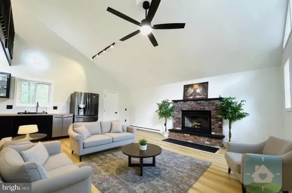 Coolbaugh Township, PA 18466,1225 COUNTRY PLACE DRIVE