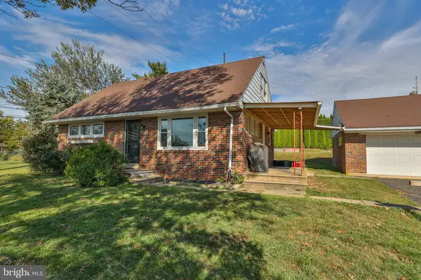 Allentown, PA 18104,1235 W LIVINGSTON ST