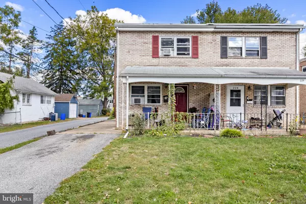 222 S 1ST ST, Lemoyne, PA 17043