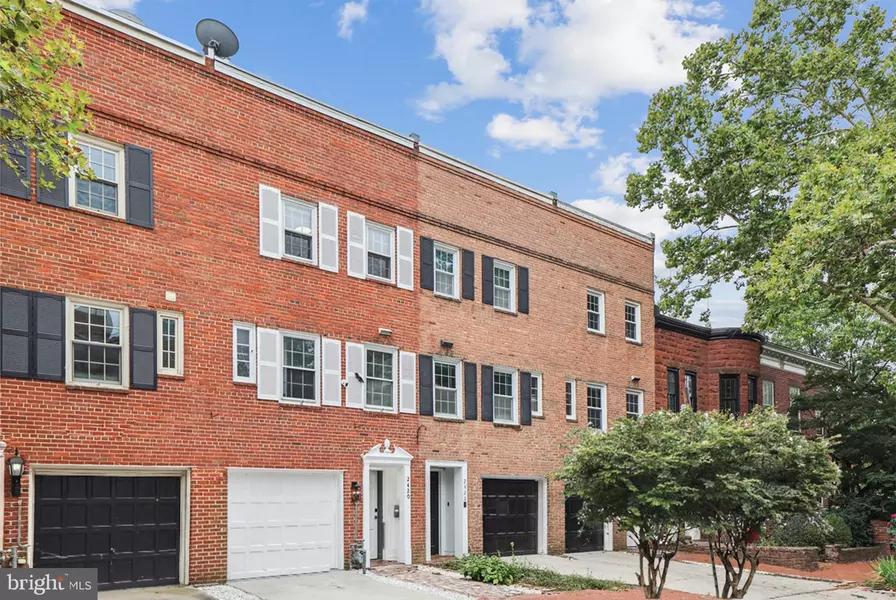 2420 I ST NW, Washington, DC 20037