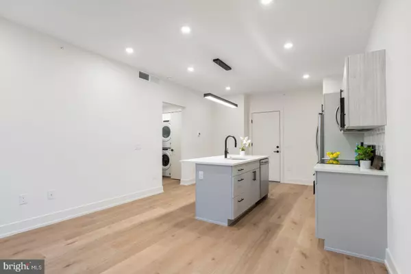 Philadelphia, PA 19147,1331 S JUNIPER ST #1B-401