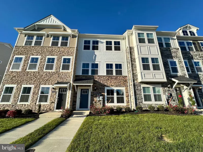 10725 MILLPORT ST, White Plains, MD 20695