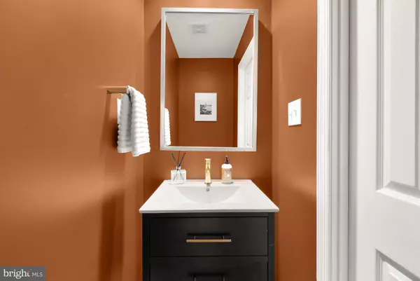 Chevy Chase, MD 20815,6723 FAIRFAX RD #15