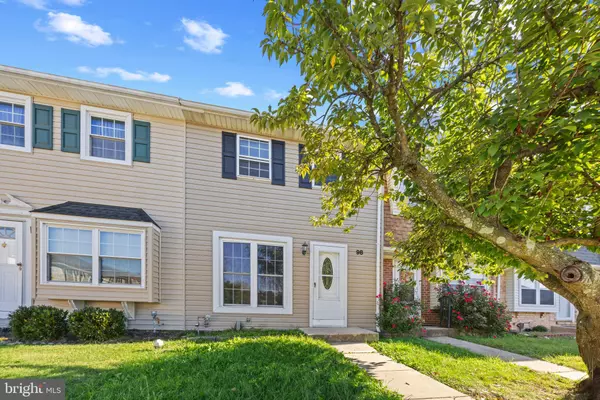 Rosedale, MD 21237,98 KING CHARLES CIR #98