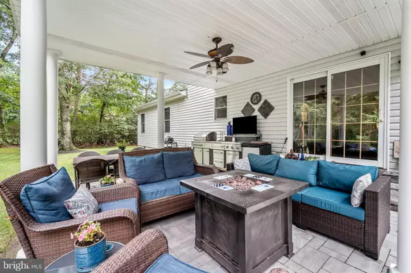 Tuckerton, NJ 08087,14 TEABERRY LN