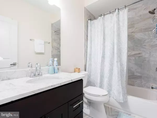 Washington, DC 20001,732 GIRARD ST NW #1