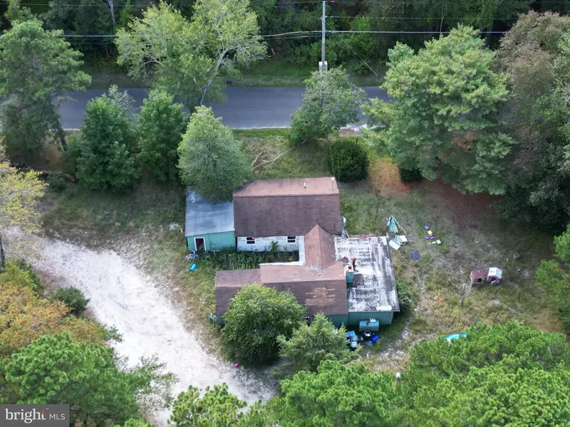 104 BURRS MILL RD, Southampton, NJ 08088