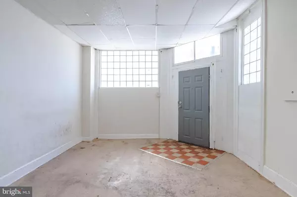 Baltimore, MD 21217,1924 HARLEM AVE