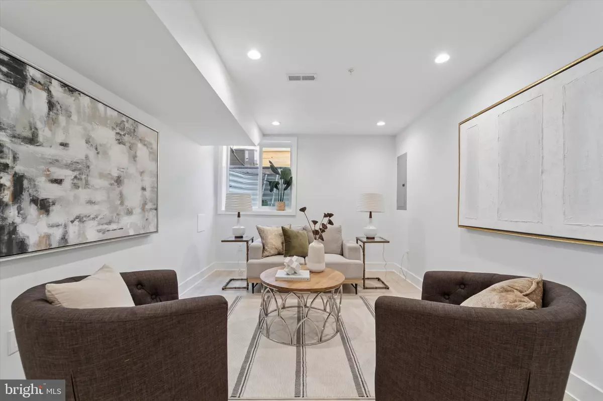 Philadelphia, PA 19134,2751 E PACIFIC ST