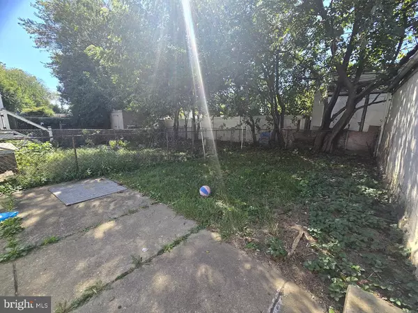 Clifton Heights, PA 19018,82 N SYCAMORE AVE