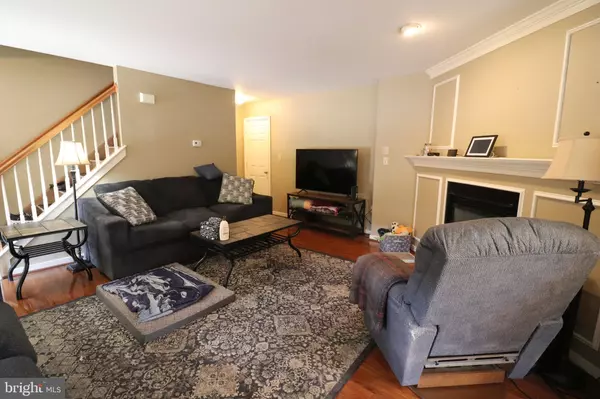 Lititz, PA 17543,641 CHICKADEE