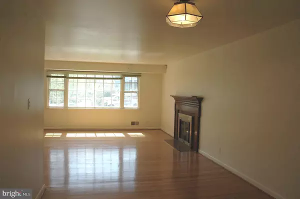 Mclean, VA 22101,6930 HECTOR RD