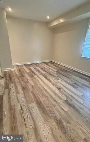 Sterling, VA 20164,1048-A BRIXTON CT