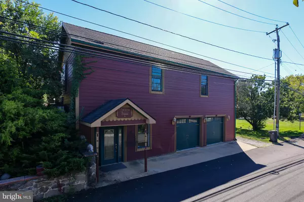 Abbottstown, PA 17301,3 W KING ST