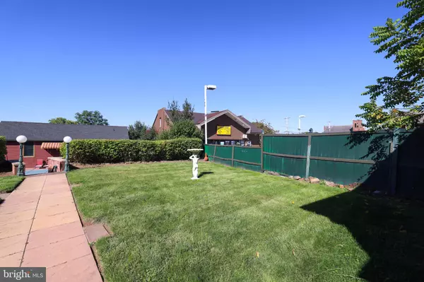 Abbottstown, PA 17301,3 W KING ST