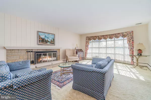 Mechanicsburg, PA 17055,13 GREENWAY DRIVE