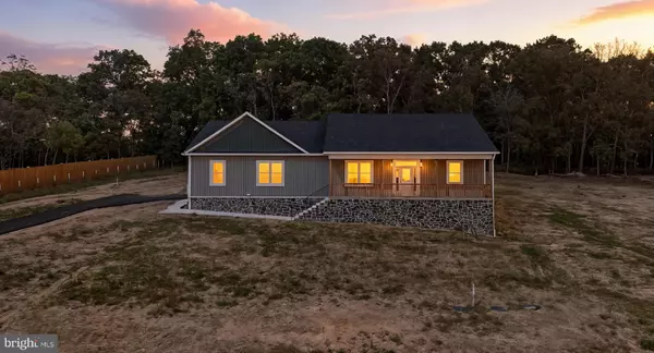 Martinsburg, WV 25405,607 SLONAKER LN