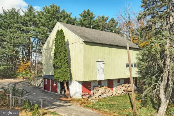 York, PA 17408,2709 SUNSET LN