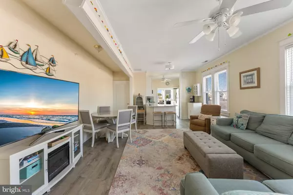 Wildwood, NJ 08260,206 E CARDINAL RD #4