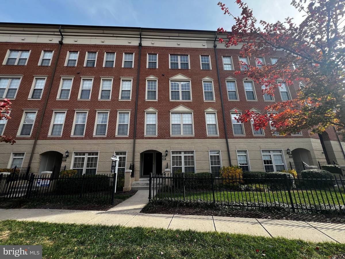 Gainesville, VA 20155,8015 CRESCENT PARK DR