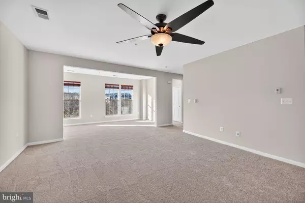 Gainesville, VA 20155,8015 CRESCENT PARK DR