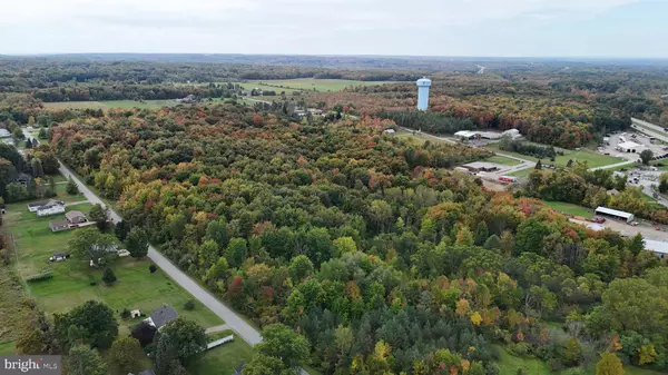 Erie, PA 16510,00 LUXURY DR