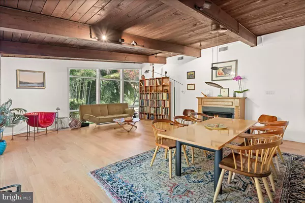 Princeton, NJ 08540,75 CLOVER LN