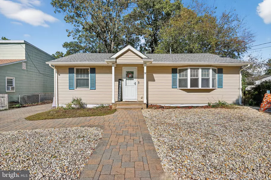 52 BURLINGTON DR, Brick, NJ 08723