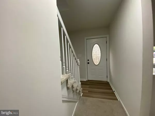 Fredericksburg, VA 22408,9 FARRELL LN