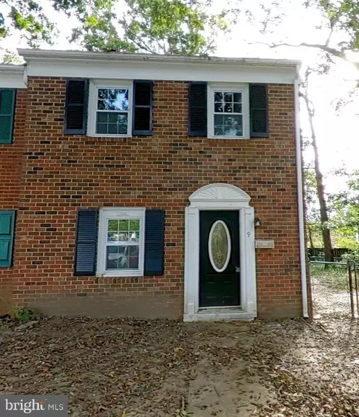 9 FARRELL LN, Fredericksburg, VA 22408