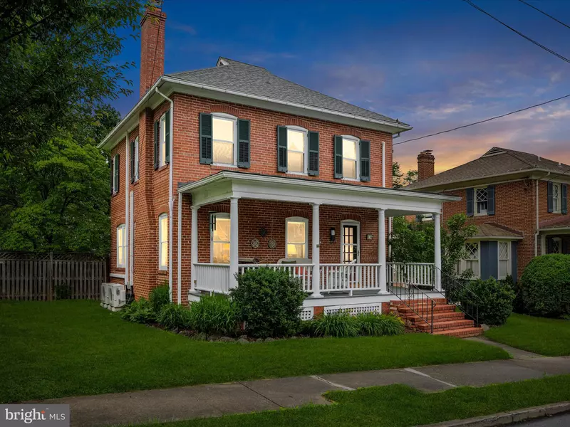 436 W LEICESTER ST, Winchester, VA 22601