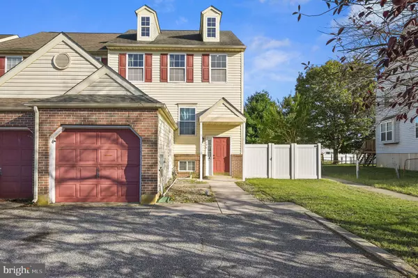 136 THAMES, Dover, DE 19904