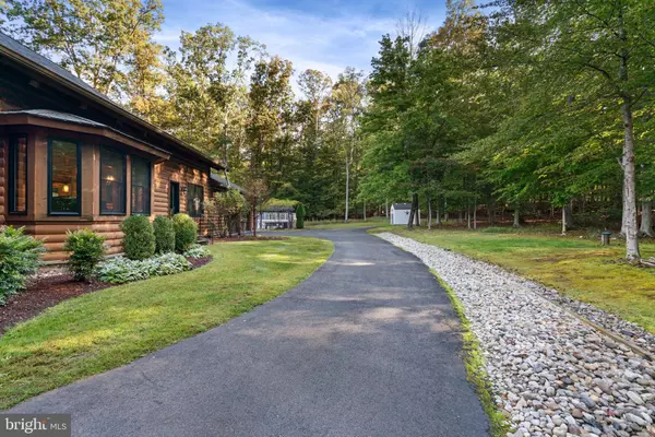 Woodbridge, VA 22192,4791 WINTERGREEN CT